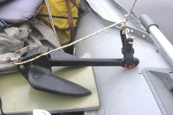 Какой якорь выбрать для надувной лодки ПВХ